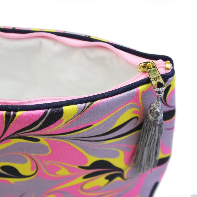 amalfi-fabric-wash-bag-large-open-co