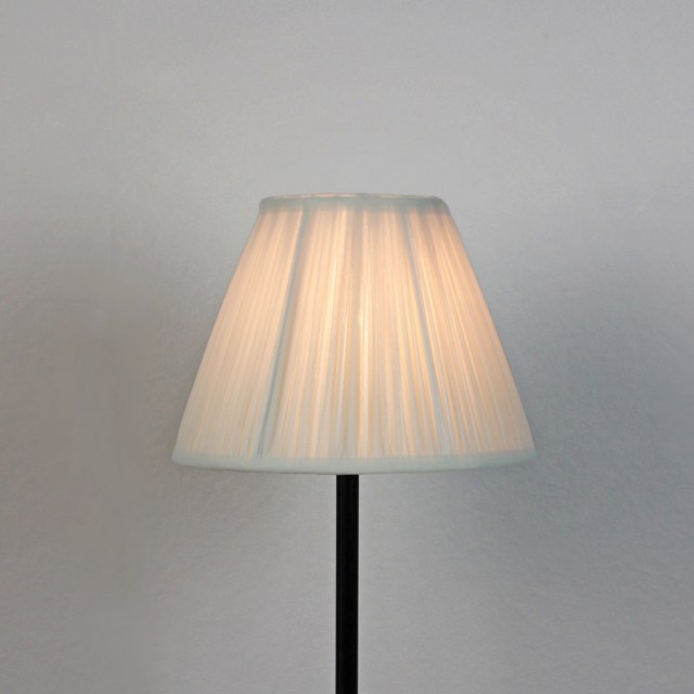 vison-chiffon-shade-on